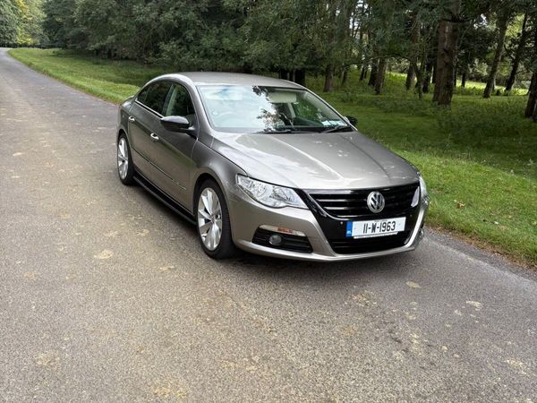 Volkswagen Passat Coupe, Diesel, 2011, Brown