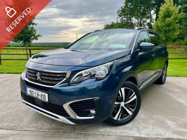 Peugeot 5008 MPV, Petrol, 2019, Blue