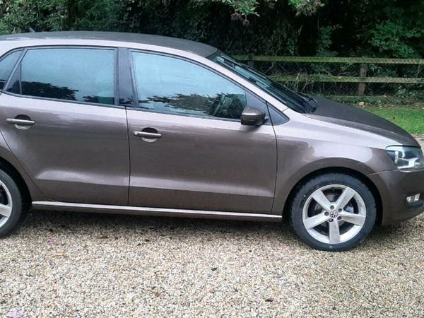 Volkswagen Polo Hatchback, Petrol, 2014, Brown