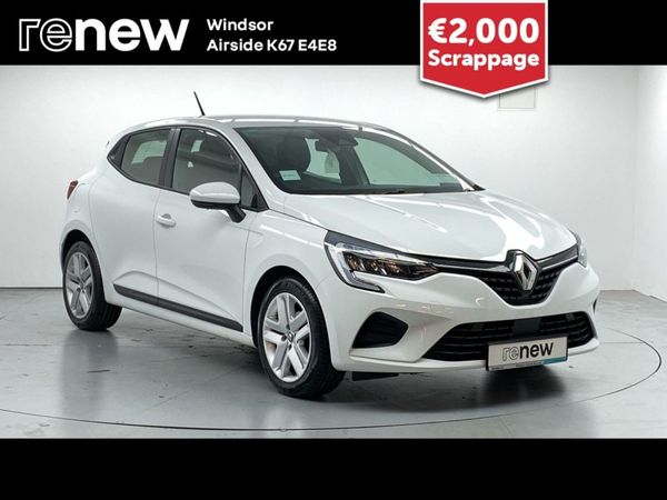 Renault Clio Hatchback, Petrol, 2023, White