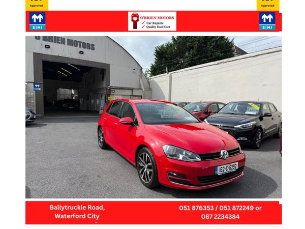 Volkswagen Golf Estate, Petrol, 2016, Red