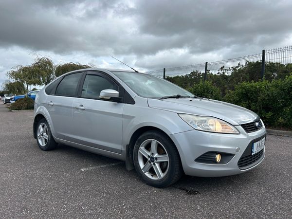 Ford Focus Hatchback, Diesel, 2011, Grey