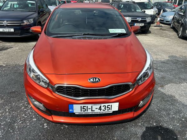 Kia Ceed Hatchback, Diesel, 2015, Orange