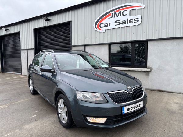 Skoda Octavia Estate, Diesel, 2016, Grey
