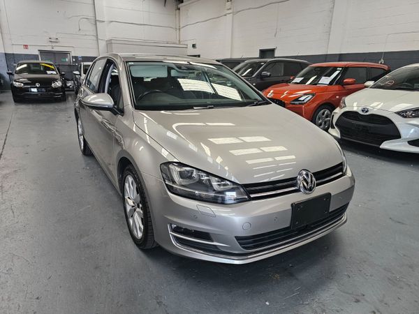 Volkswagen Golf Hatchback, Petrol, 2015, Silver