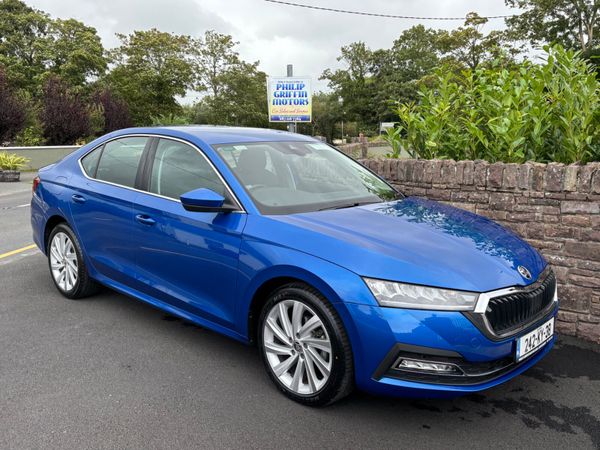 Skoda Octavia Saloon, Diesel, 2024, Blue