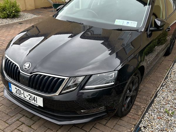 Skoda Octavia Saloon, Petrol, 2020, Black