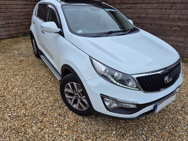 Kia Sportage SUV, Diesel, 2015, White