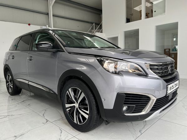 Peugeot 5008 MPV, Diesel, 2018, Grey