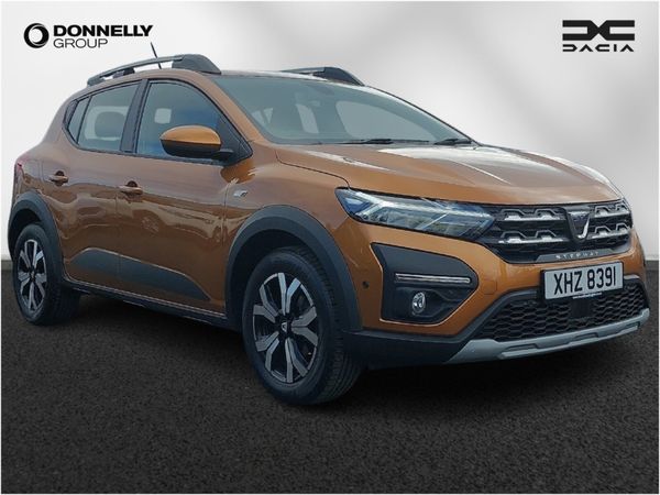 Dacia Sandero Stepway Hatchback, Petrol, 2021, Orange