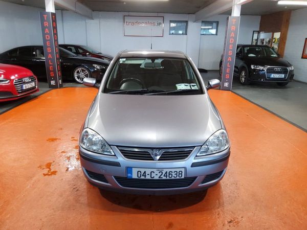 Vauxhall Corsa Hatchback, Diesel, 2004, Silver