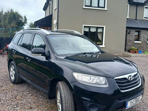 Hyundai Santa Fe SUV, Diesel, 2011, Black