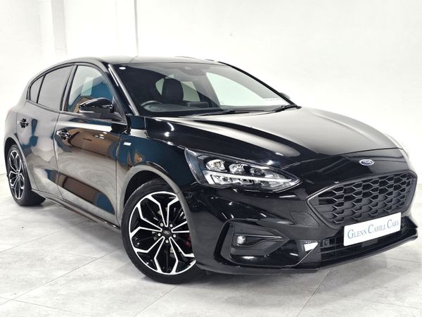 Ford Focus Hatchback, Diesel, 2021, Black