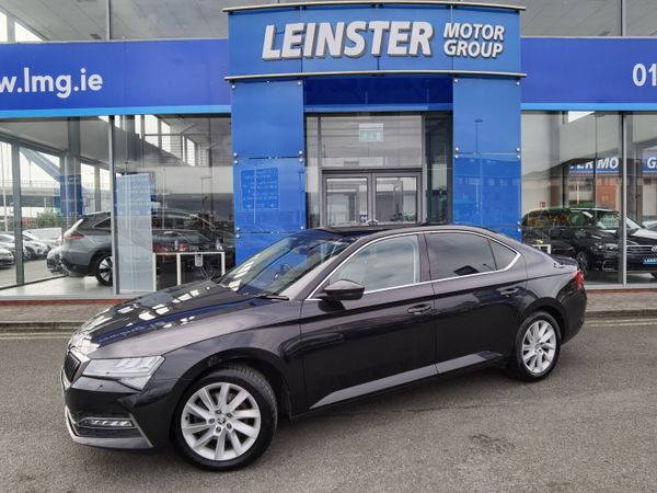 Skoda Superb Hatchback, Petrol Plug-in Hybrid, 2021, Black
