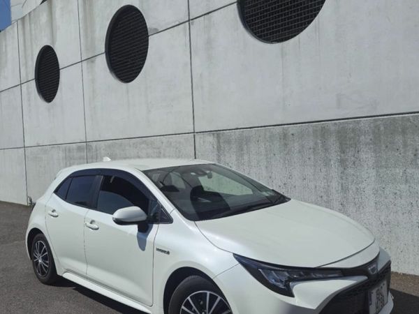 Toyota Corolla Hatchback, Petrol Hybrid, 2019, White