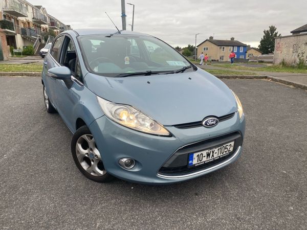 Ford Fiesta Hatchback, Petrol, 2010, Grey