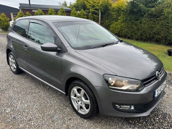 Volkswagen Polo Hatchback, Petrol, 2011, Grey
