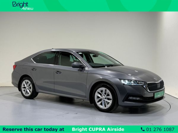 Skoda Octavia Saloon, Petrol, 2022, Grey