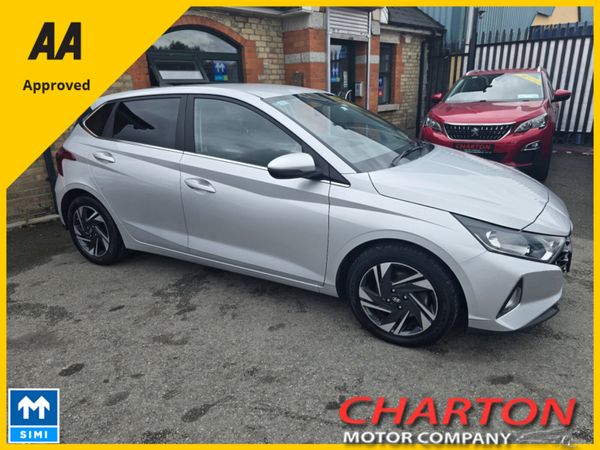 Hyundai i20 Hatchback, Petrol, 2021, Grey