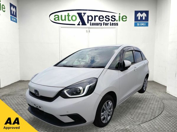 Honda Fit Hatchback, Petrol Hybrid, 2020, White