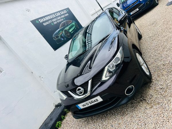 Nissan Qashqai Hatchback, Petrol, 2014, Black