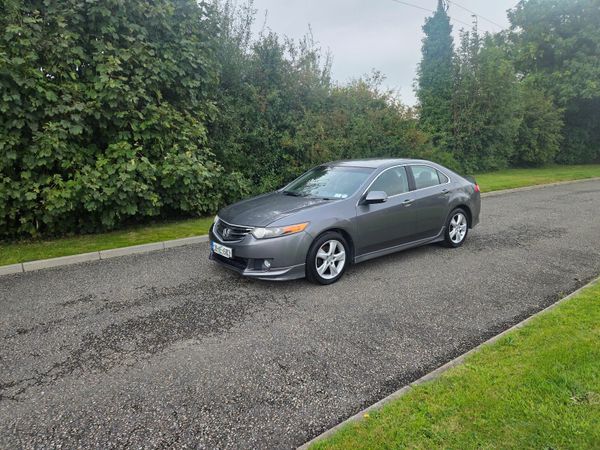 Honda Accord Saloon, Diesel, 2009, Silver