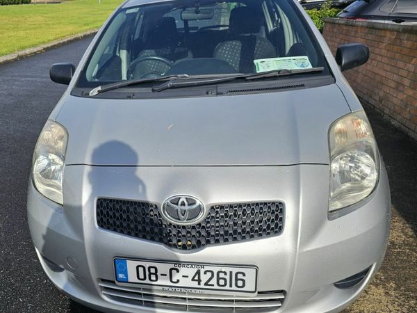 Toyota Yaris Hatchback, Petrol, 2008, Silver