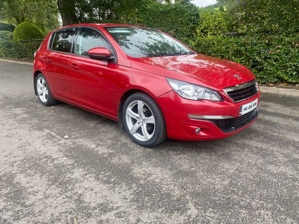 Peugeot 308 Hatchback, Diesel, 2014, Red