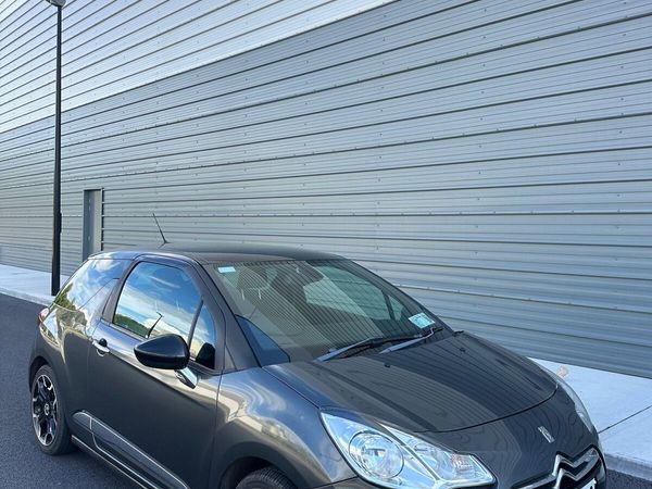Citroen DS 3 Hatchback, Petrol, 2014, Grey