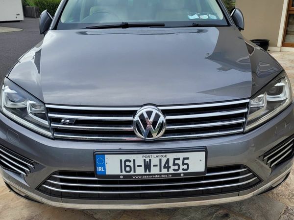 Volkswagen Touareg SUV, Diesel, 2016, Grey