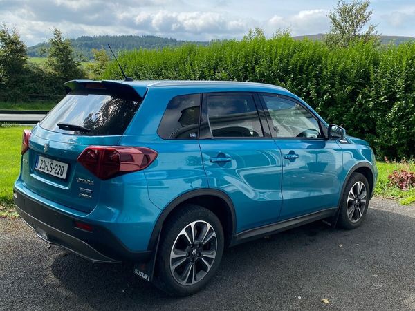 Suzuki Vitara SUV, Petrol, 2023, Blue