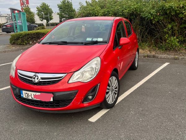 Vauxhall Corsa Hatchback, Petrol, 2013, Red