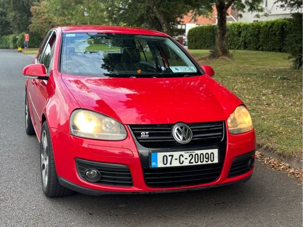 Volkswagen Golf Hatchback, Petrol, 2007, Red