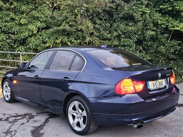 BMW 3-Series Saloon, Diesel, 2011, Blue