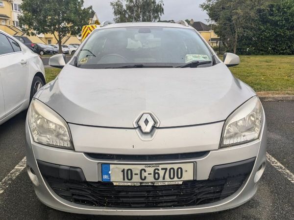 Renault Megane Estate, Diesel, 2010, Silver