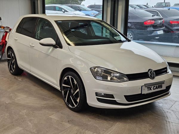 Volkswagen Golf Hatchback, Petrol, 2015, White