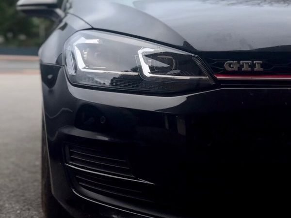 Volkswagen Golf Hatchback, Diesel, 2013, Black