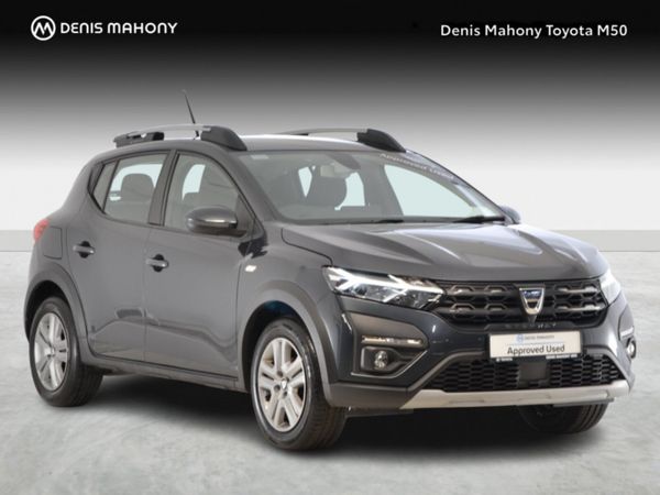 Dacia Sandero SUV, Petrol, 2022, Grey