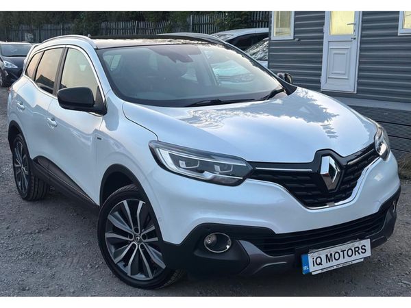 Renault Kadjar Hatchback, Petrol, 2018, Red