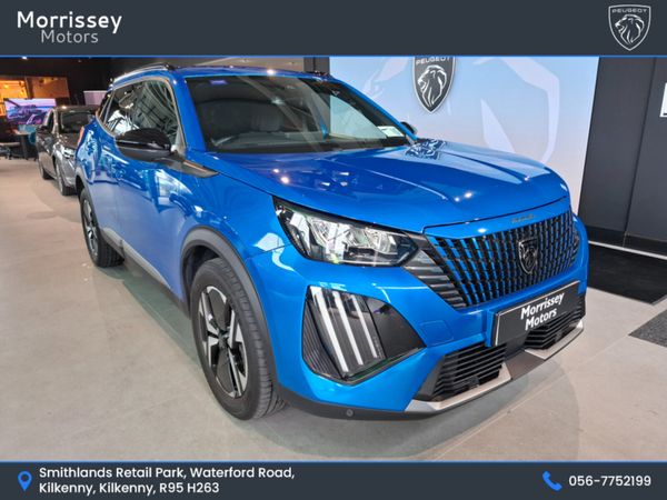 Peugeot 2008 MPV, Petrol, 2024, Blue