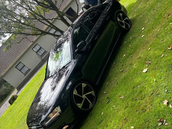 Audi A4 Saloon, Diesel, 2014, Black