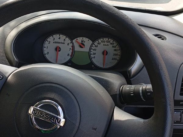Nissan Micra Hatchback, Petrol, 2008, Gold