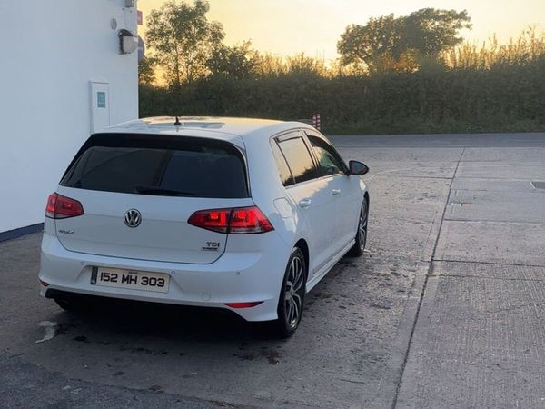 Volkswagen Golf Estate, Diesel, 2015, White