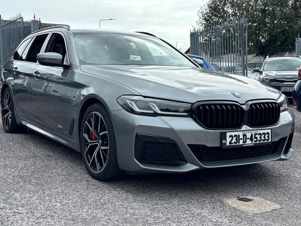 BMW 5-Series Estate, Petrol Plug-in Hybrid, 2023, Grey