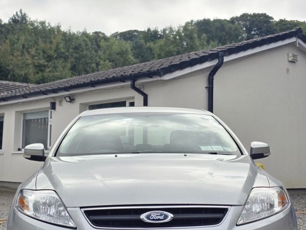 Ford Mondeo Saloon, Diesel, 2013, Silver