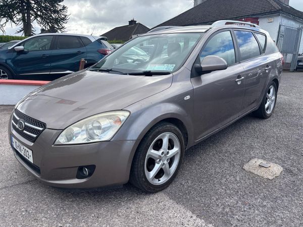 Kia Ceed Estate, Diesel, 2010, Beige