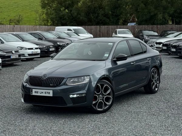 Skoda Octavia Saloon, Diesel, 2016, Grey