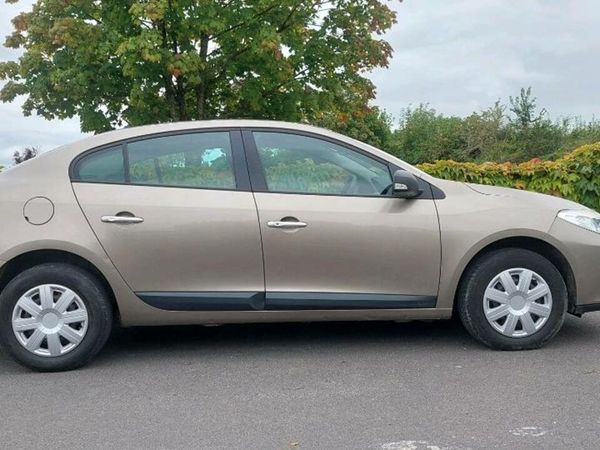 Renault Fluence Saloon, Diesel, 2012, Gold
