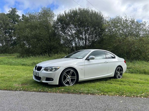BMW 3-Series Coupe, Diesel, 2011, White