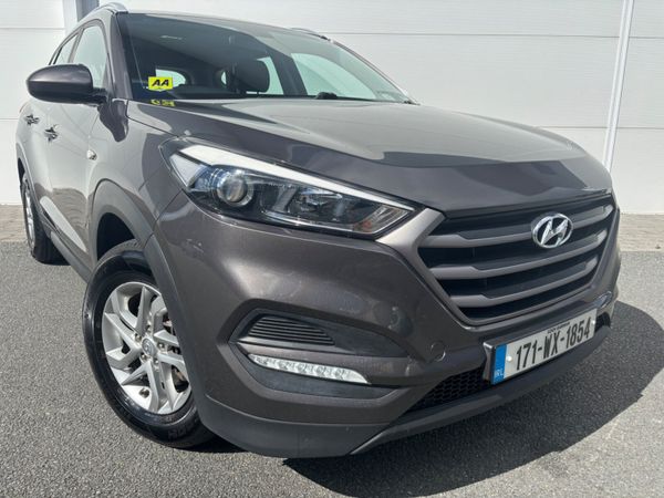 Hyundai Tucson SUV, Diesel, 2017, Brown